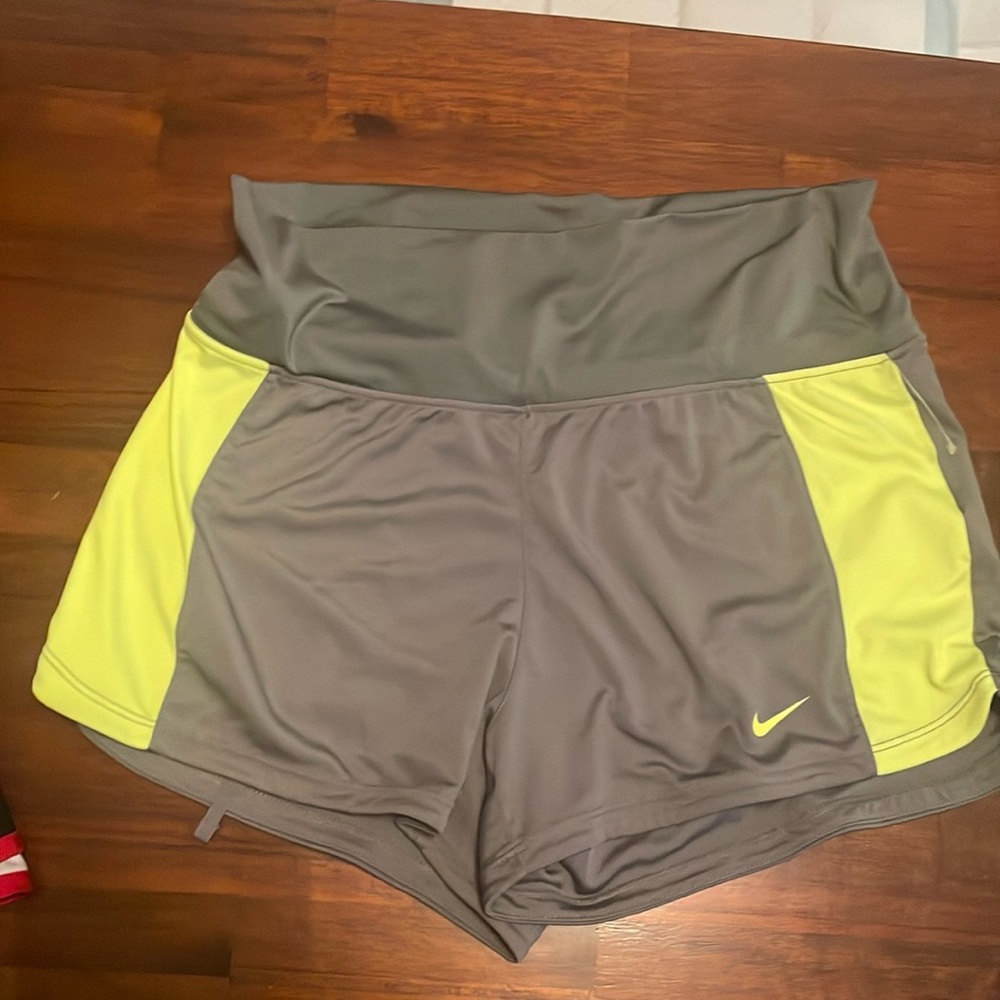 Running shorts